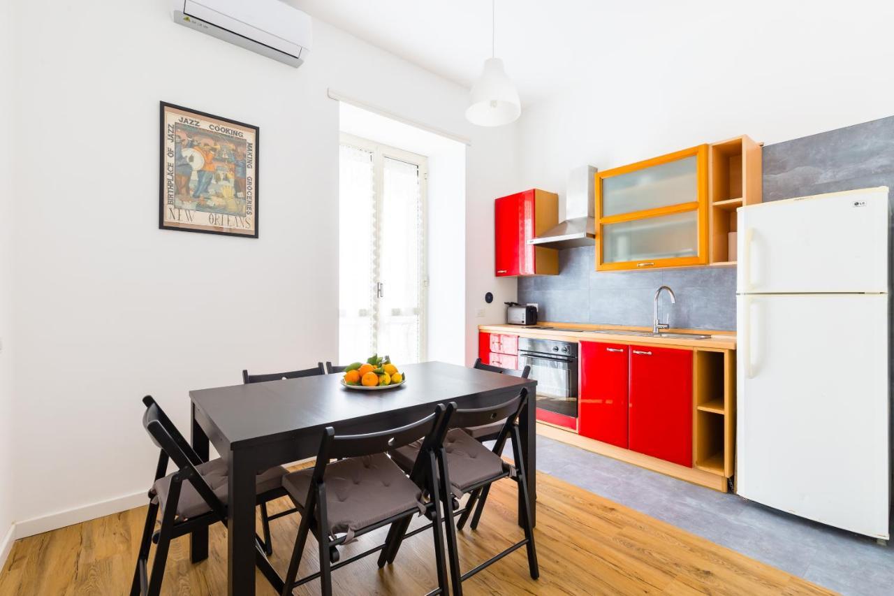 Barrio 133 - Double Bedroom In Center By Napoliapartments Exterior foto